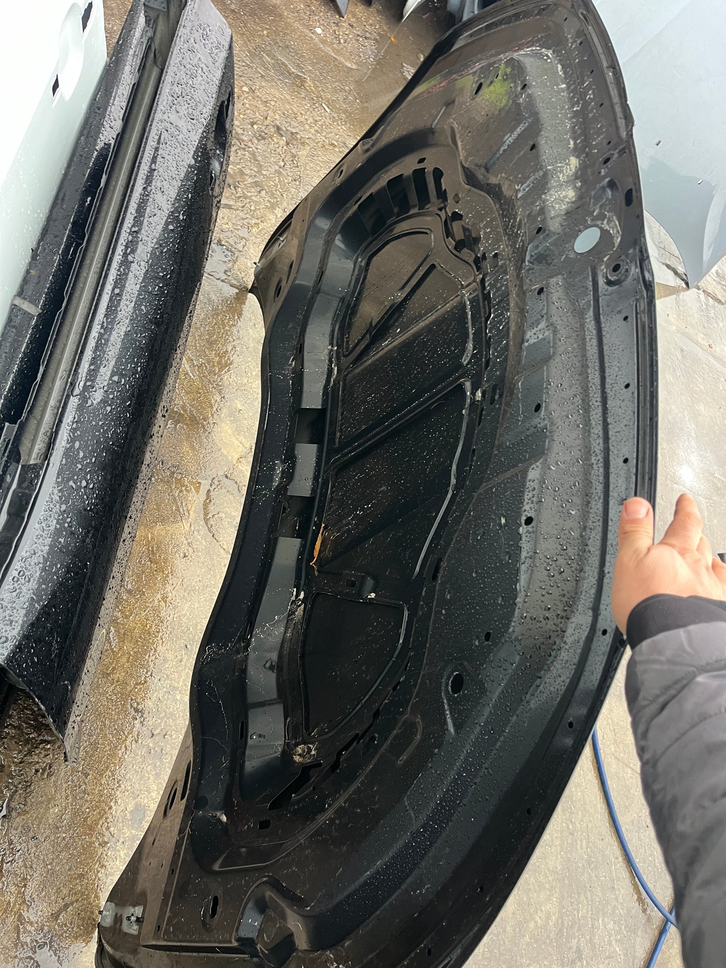 Капак Skoda Enyaq 2023г