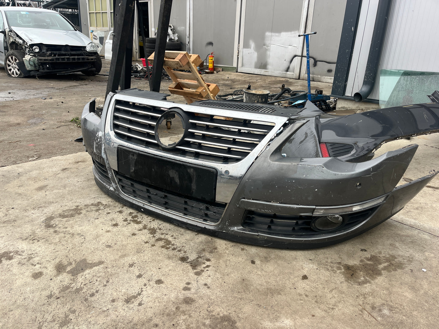 Броня VW Passat 6 2008г.
