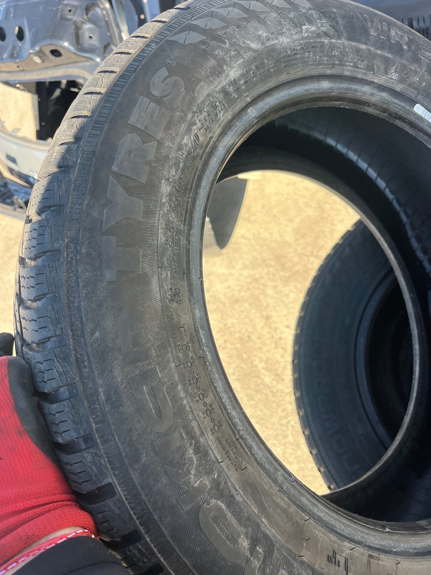 Гуми 215 60 16 Nokian