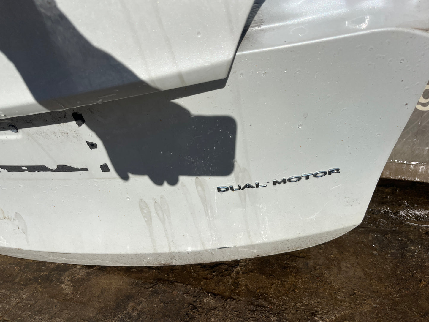 Багажна врата Tesla Y 2020-
