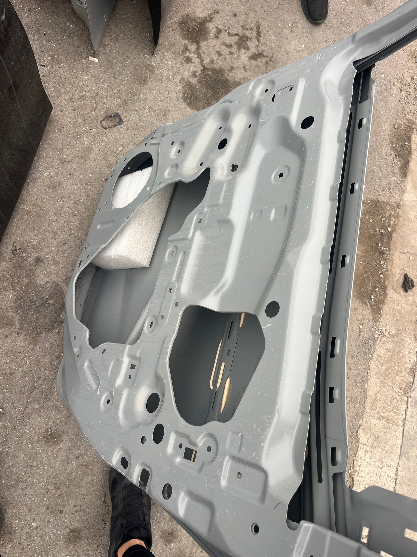 Врата Isuzu D max 2021-