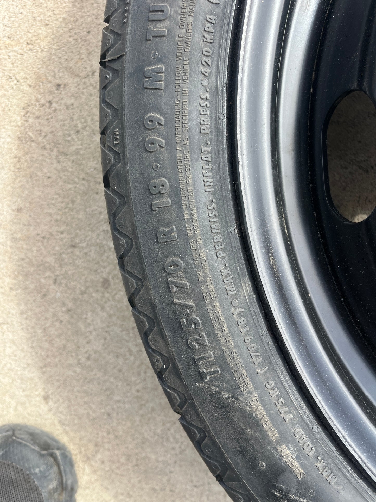 Патерица,бандажна гума Volkswagen Golf 7,VW Caddy,Touran