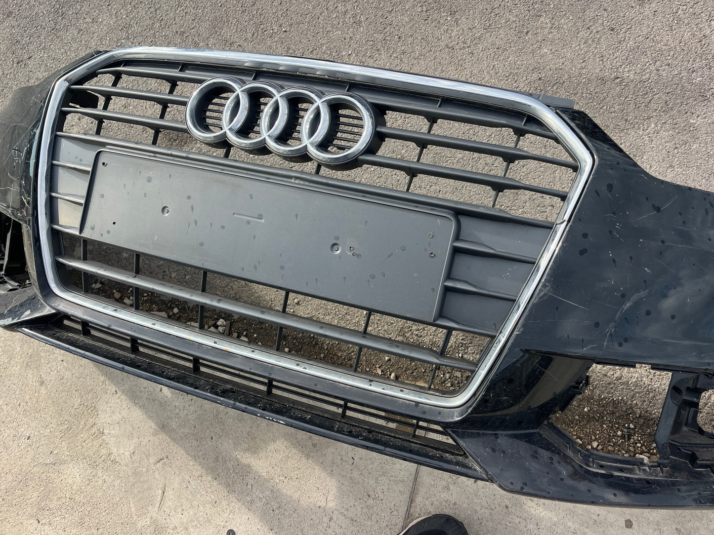 Броня с решетка за Audi A1 след 2014г.