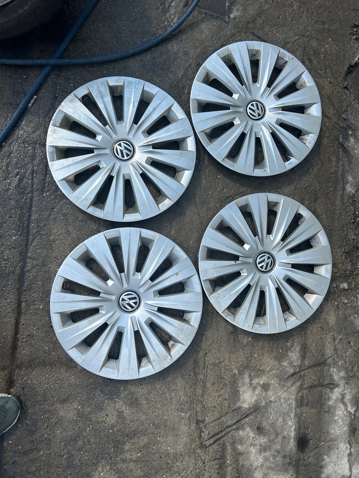 Тасове Volkswagen 15