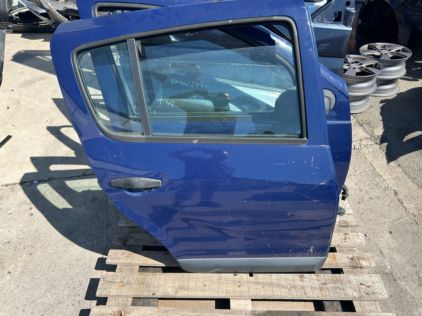 Задна дясна врата за Dacia Sandero 2010