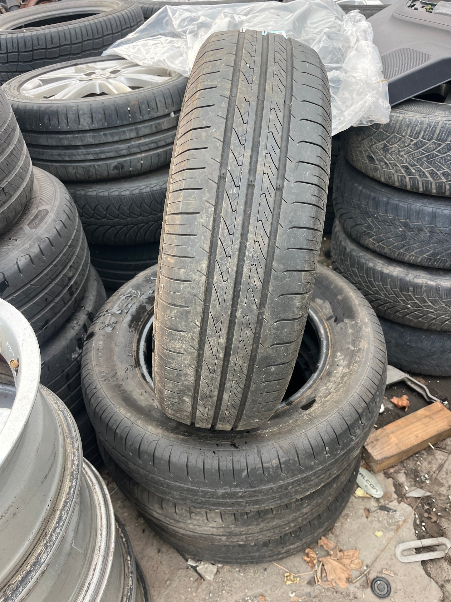 Гуми 185 70 14 GT Radial