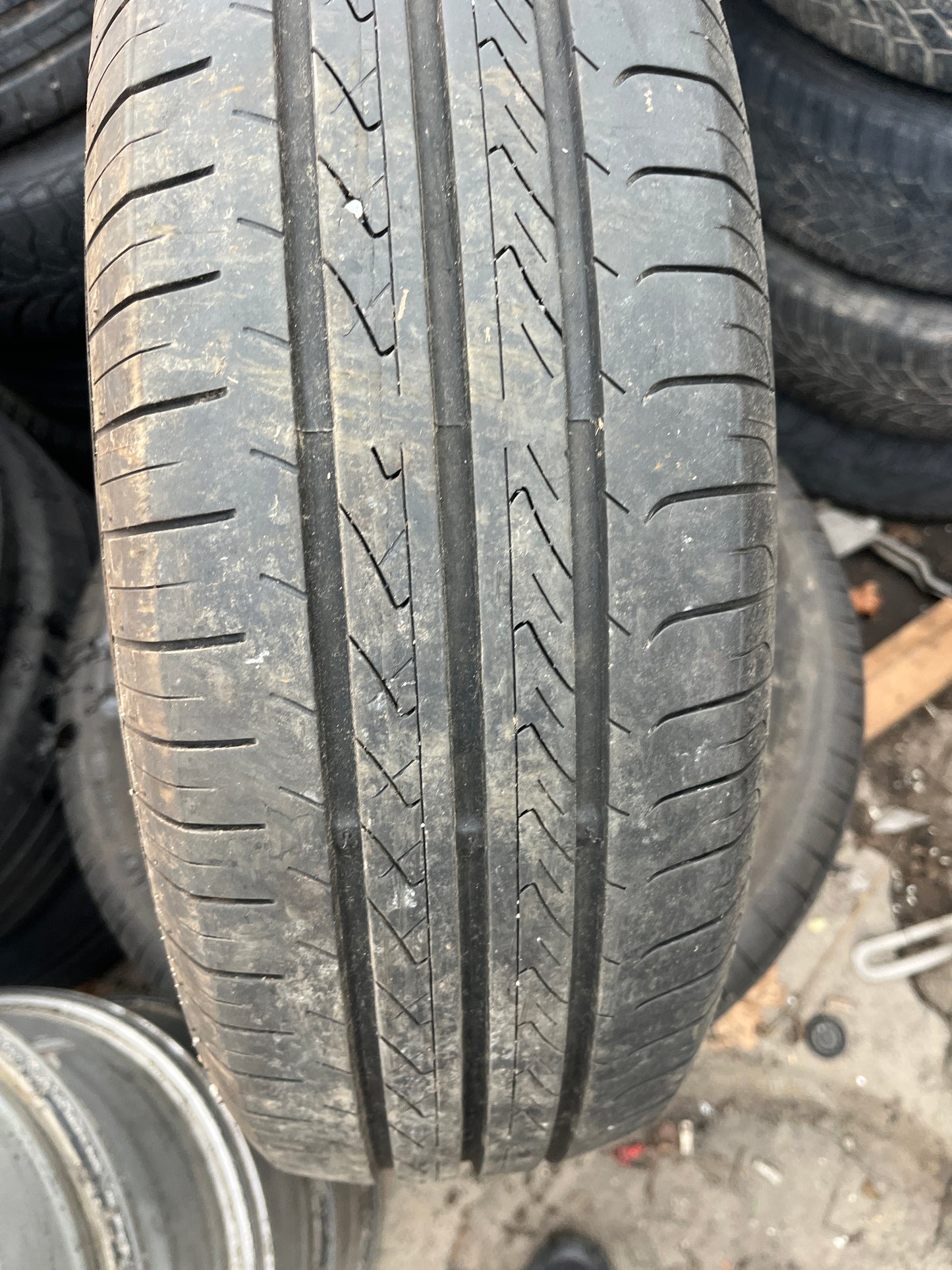 Гуми 185 70 14 GT Radial