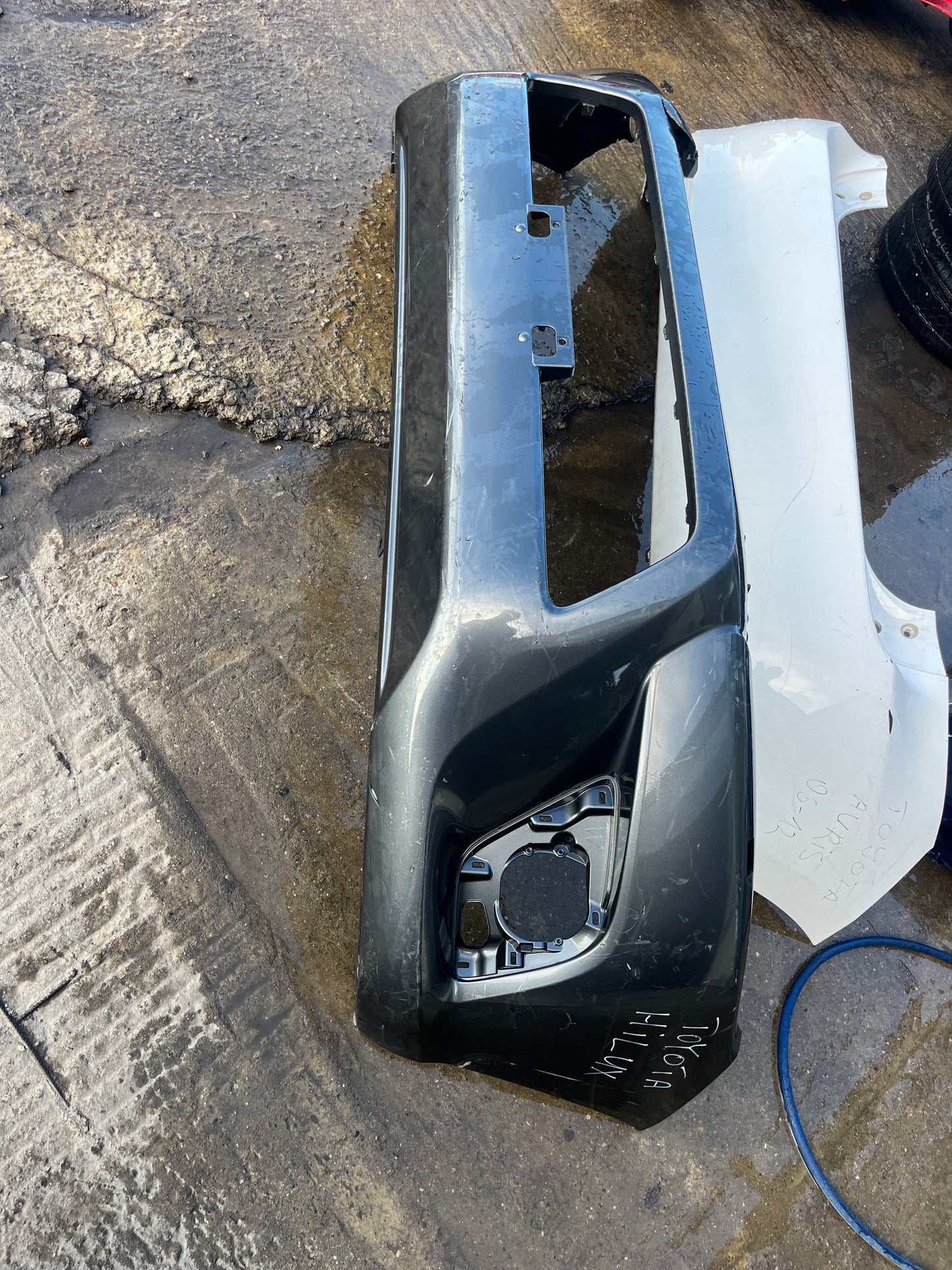 Броня Toyota Hilux 2015-