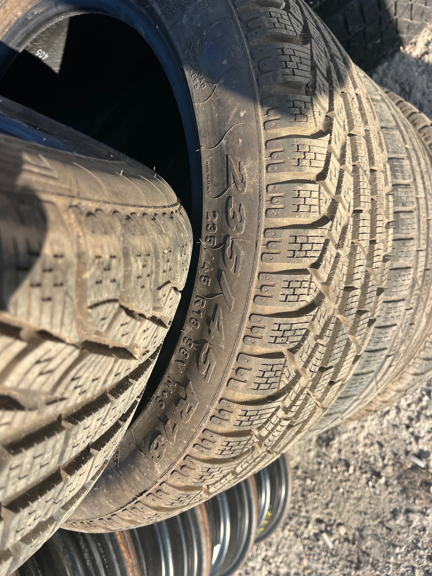Гуми 235 45 18 Pirelli
