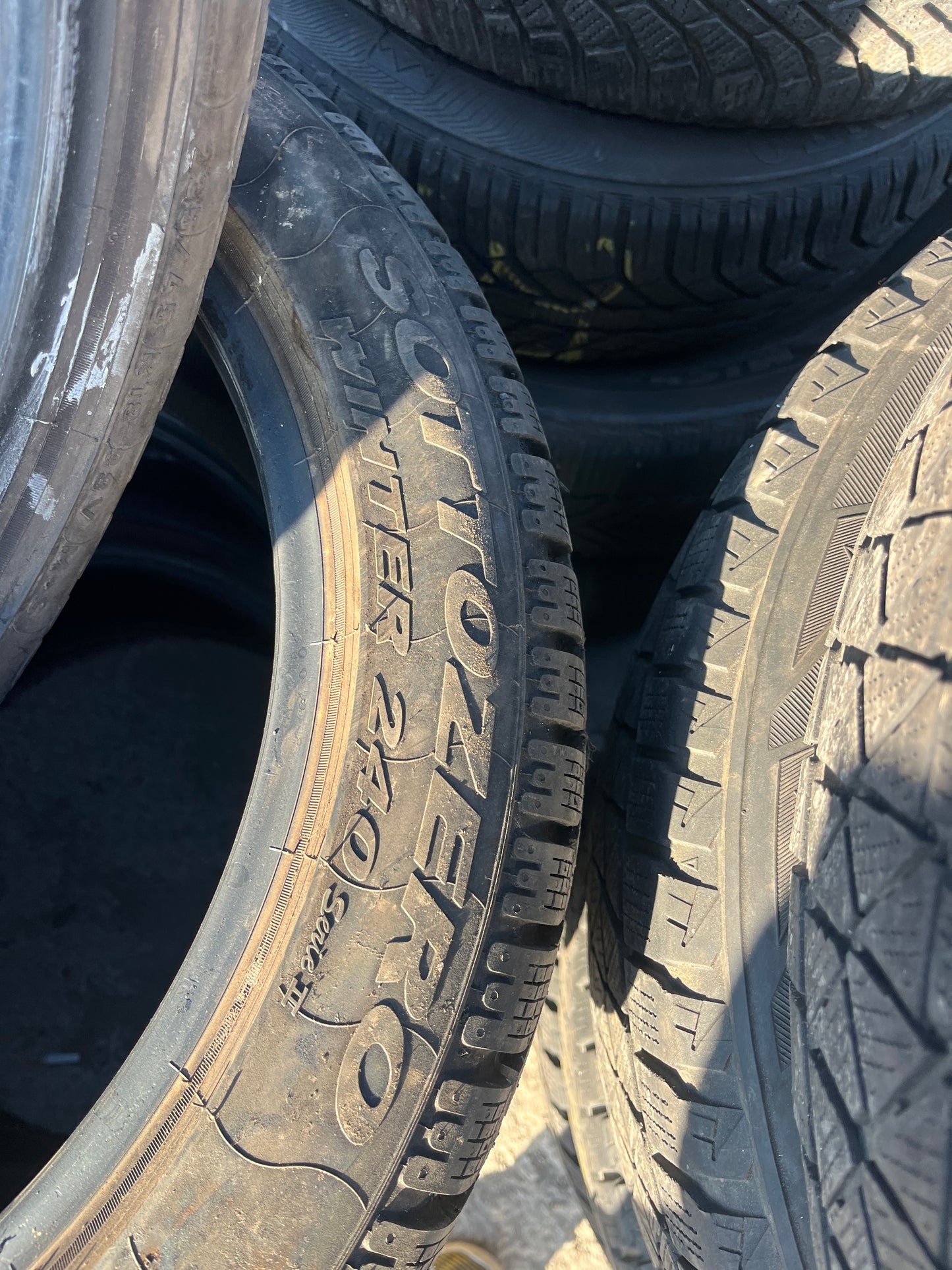 Гуми 235 45 18 Pirelli