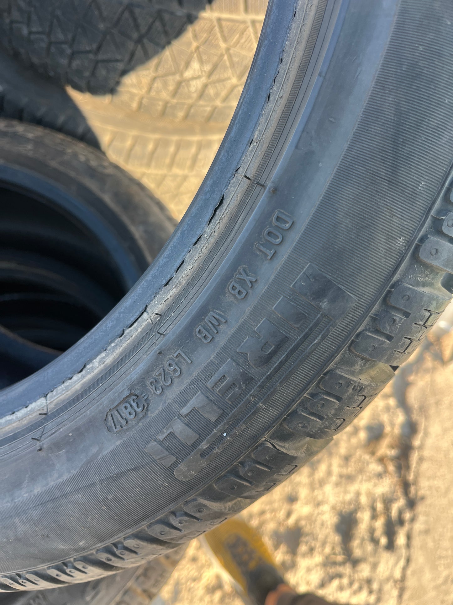 Гуми 235 45 18 Pirelli