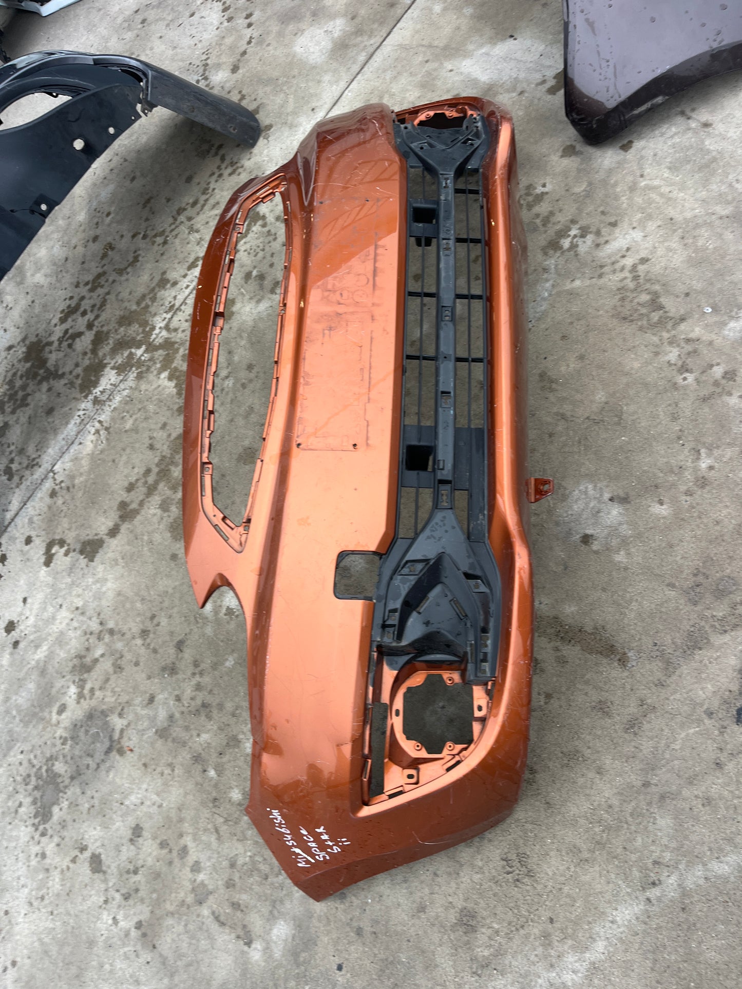 Броня Mitsubishi Space Star 2020г.
