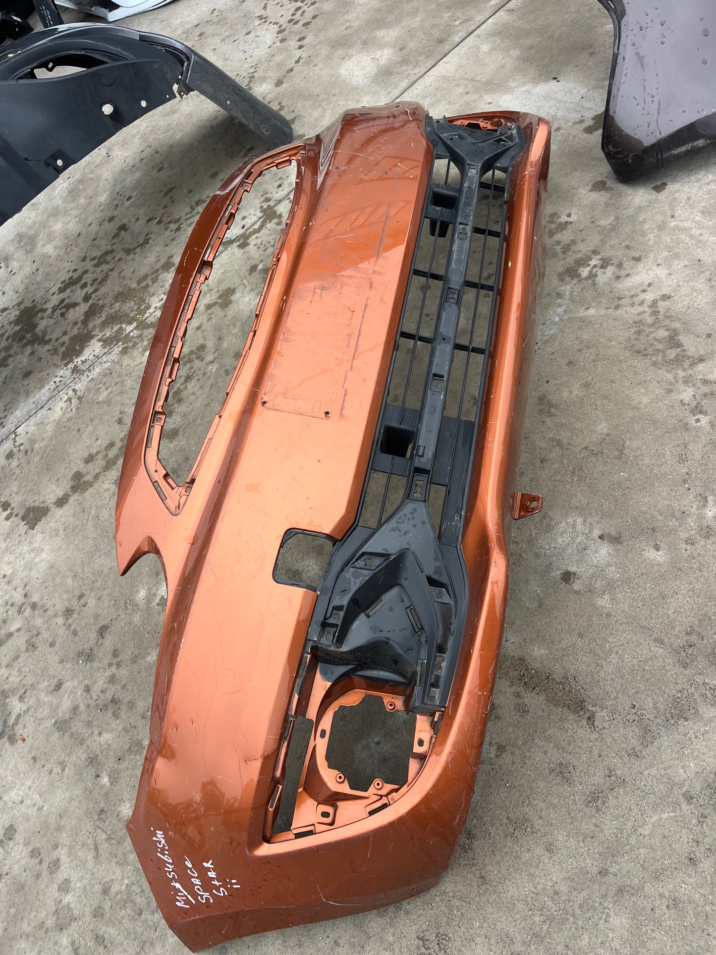 Броня Mitsubishi Space Star 2020г.