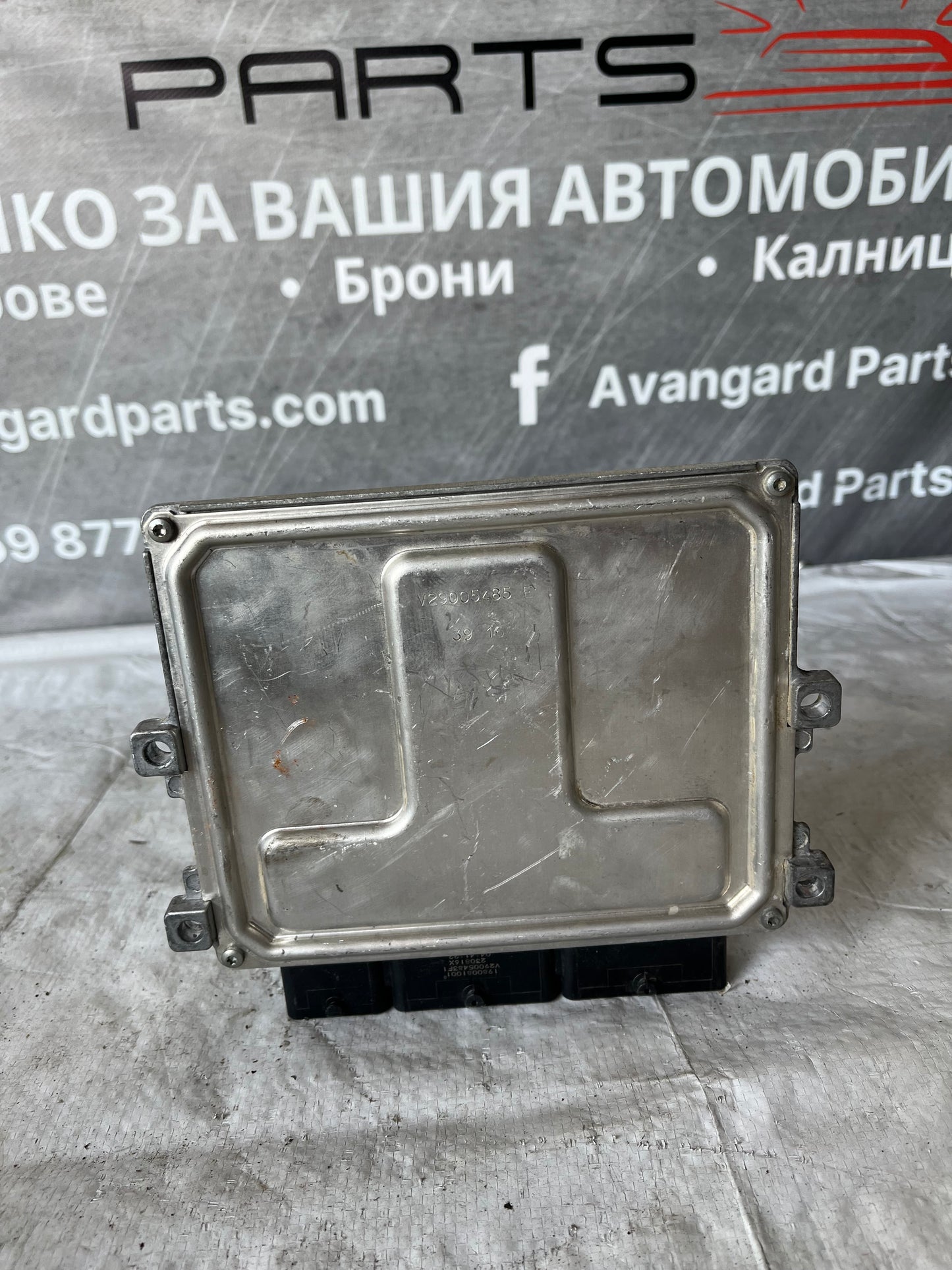 компютър Dacia Logan 0.9