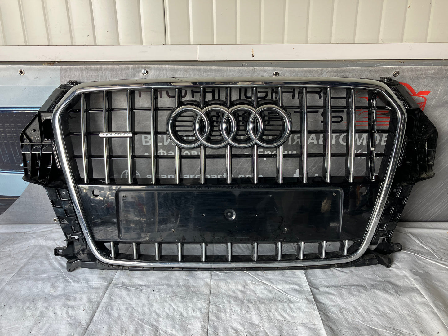 Решетка Audi Q3 8U 10- S-line