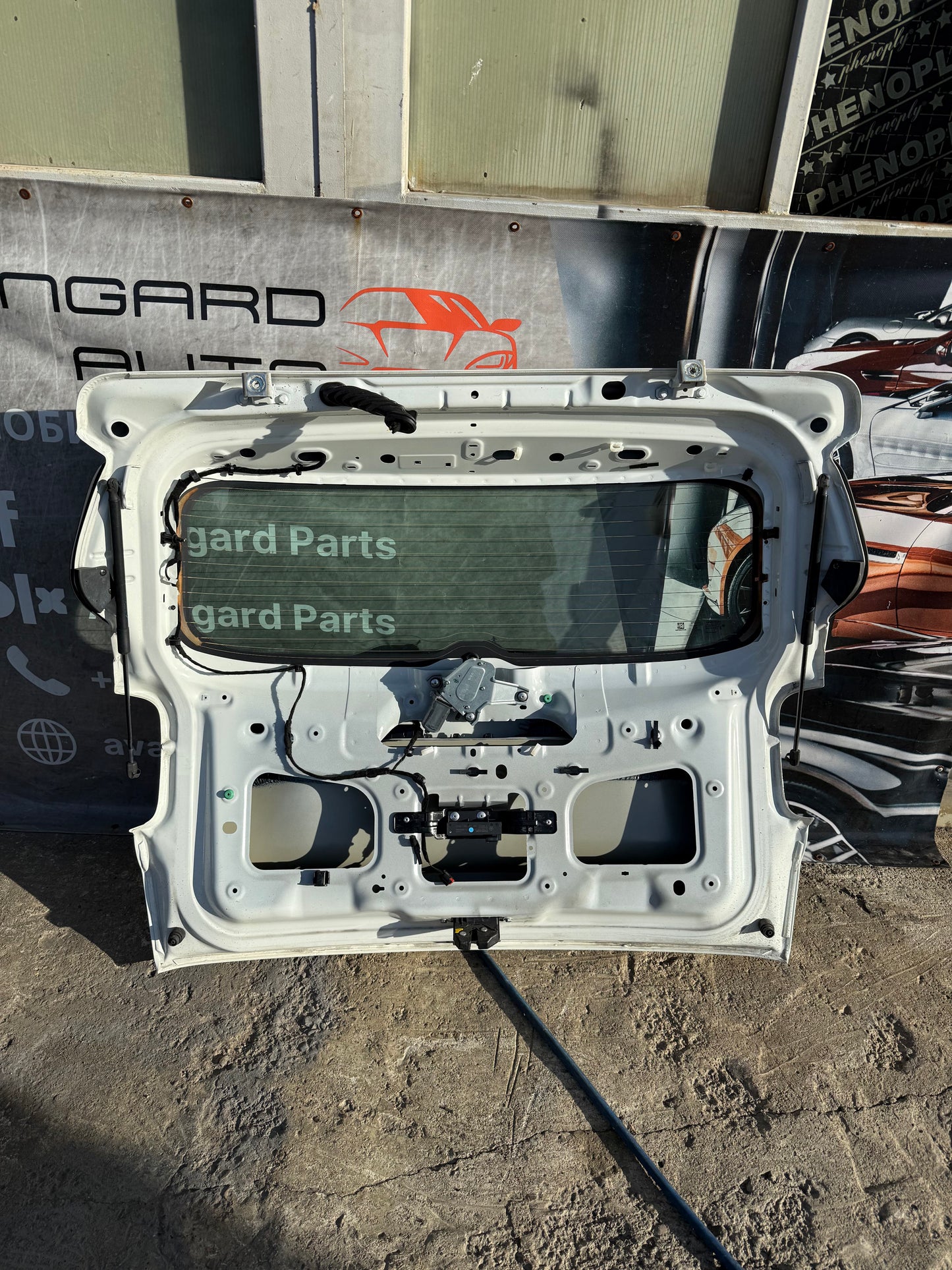 Капак/Багажник Jeep Renegade 16-