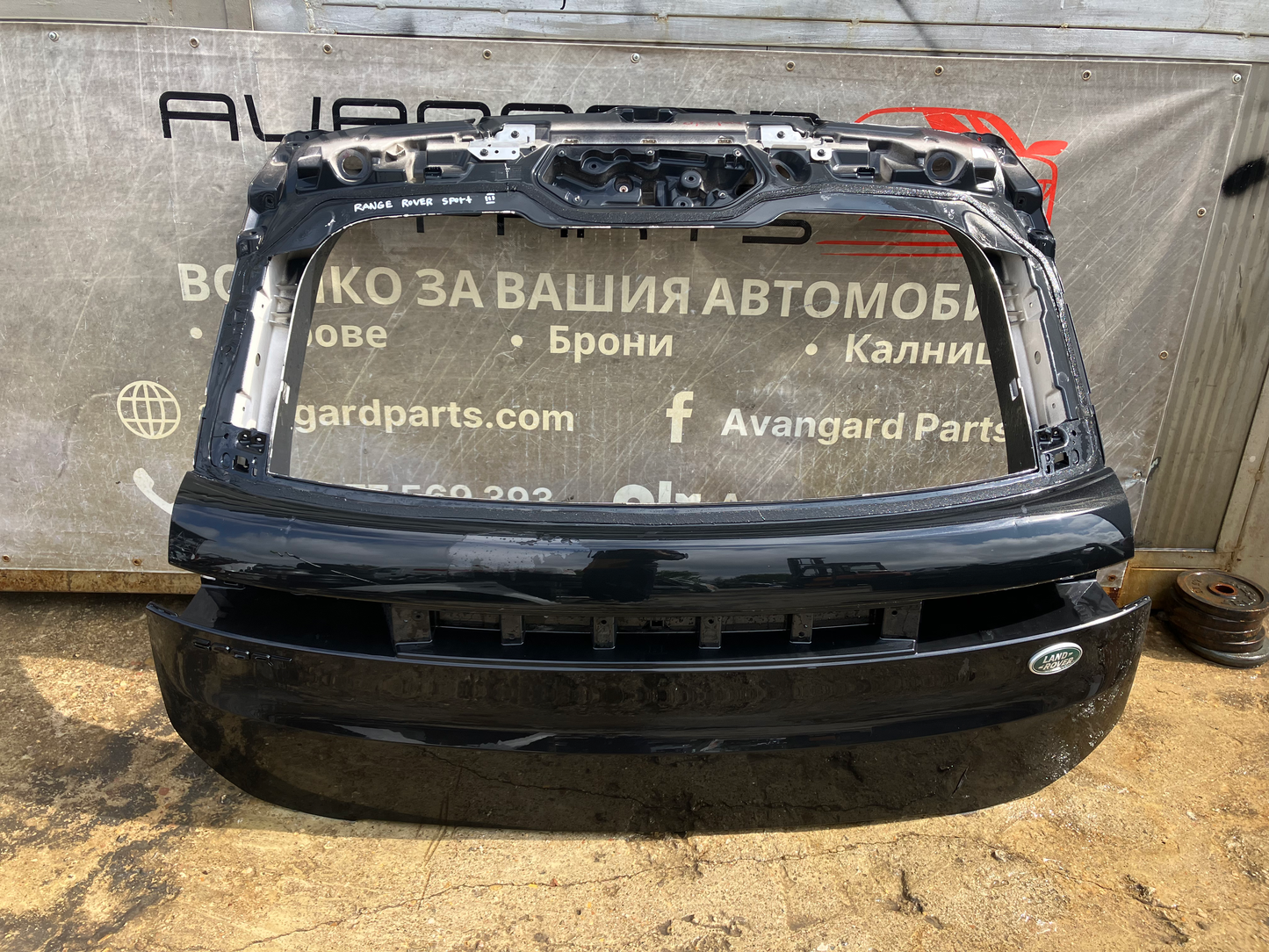 Багажна врата Range Rover Sport L461 2022-