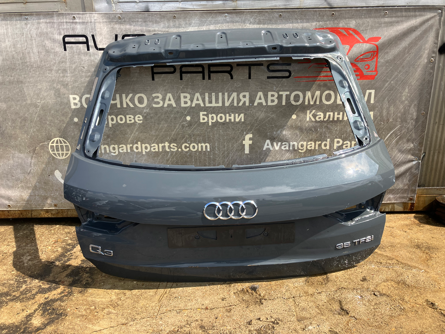 Капак,багажник Audi Q3 2022г