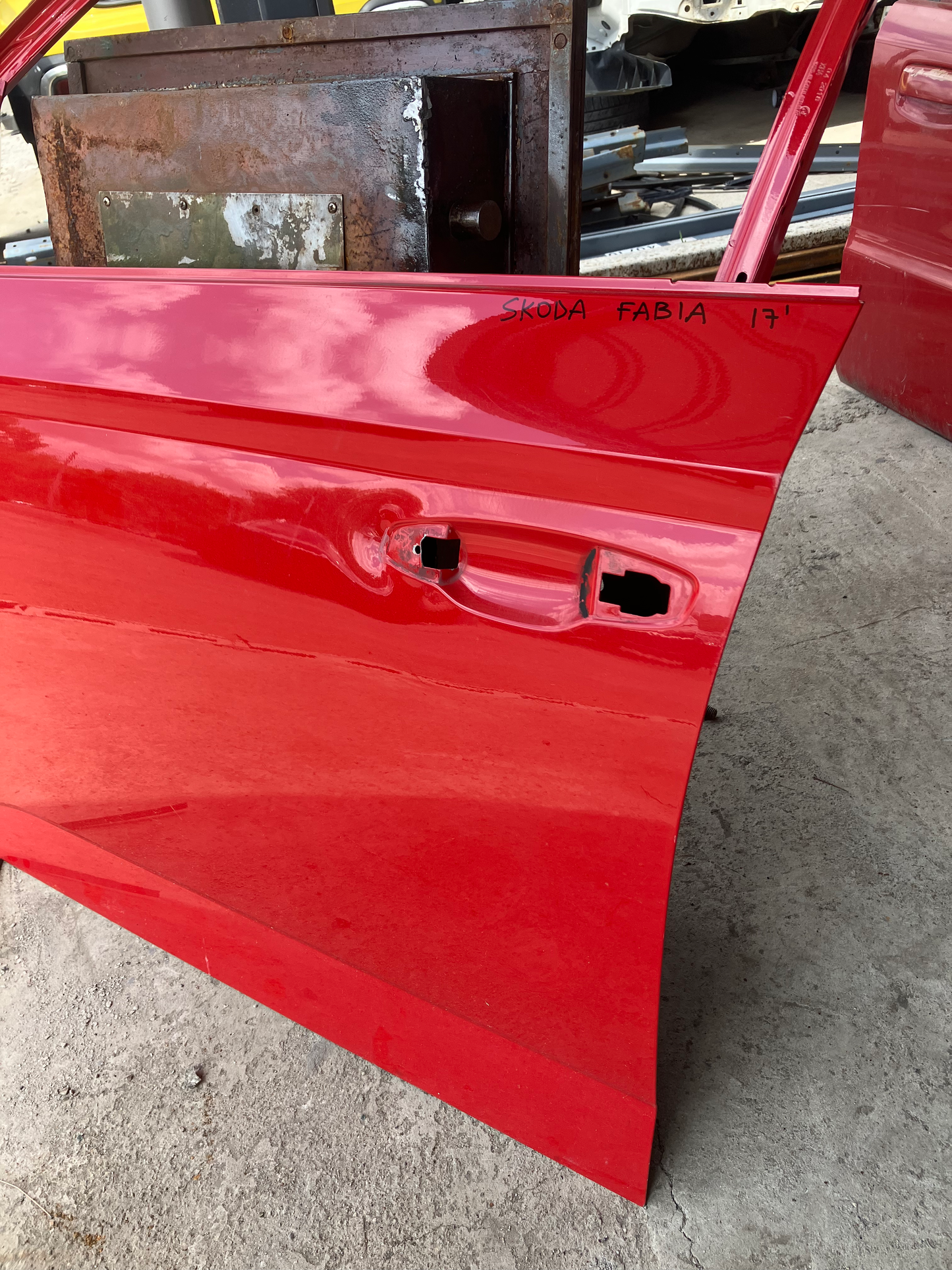 Предна лява врата Skoda Fabia 3