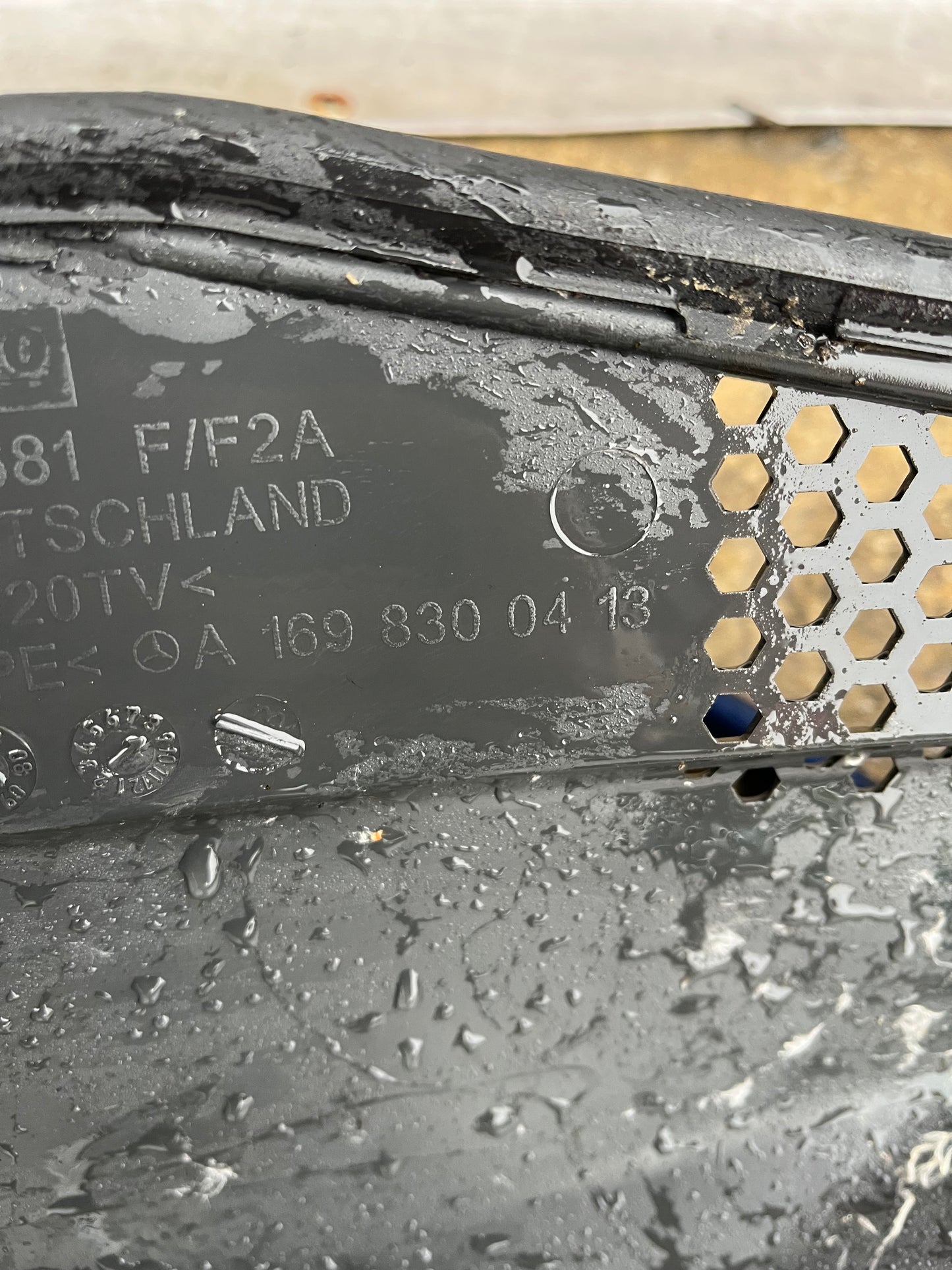 Пласмаса за прдното стълко Mercedes A-class w169