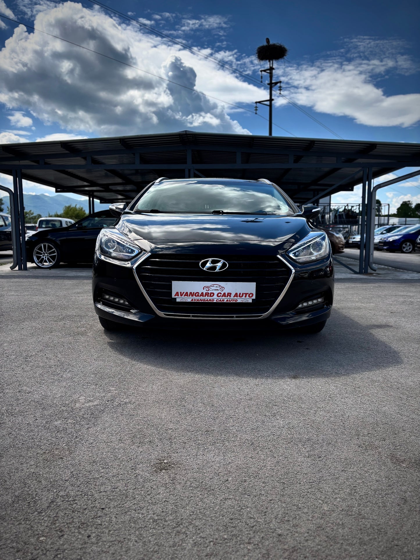 HYUNDAI i40
