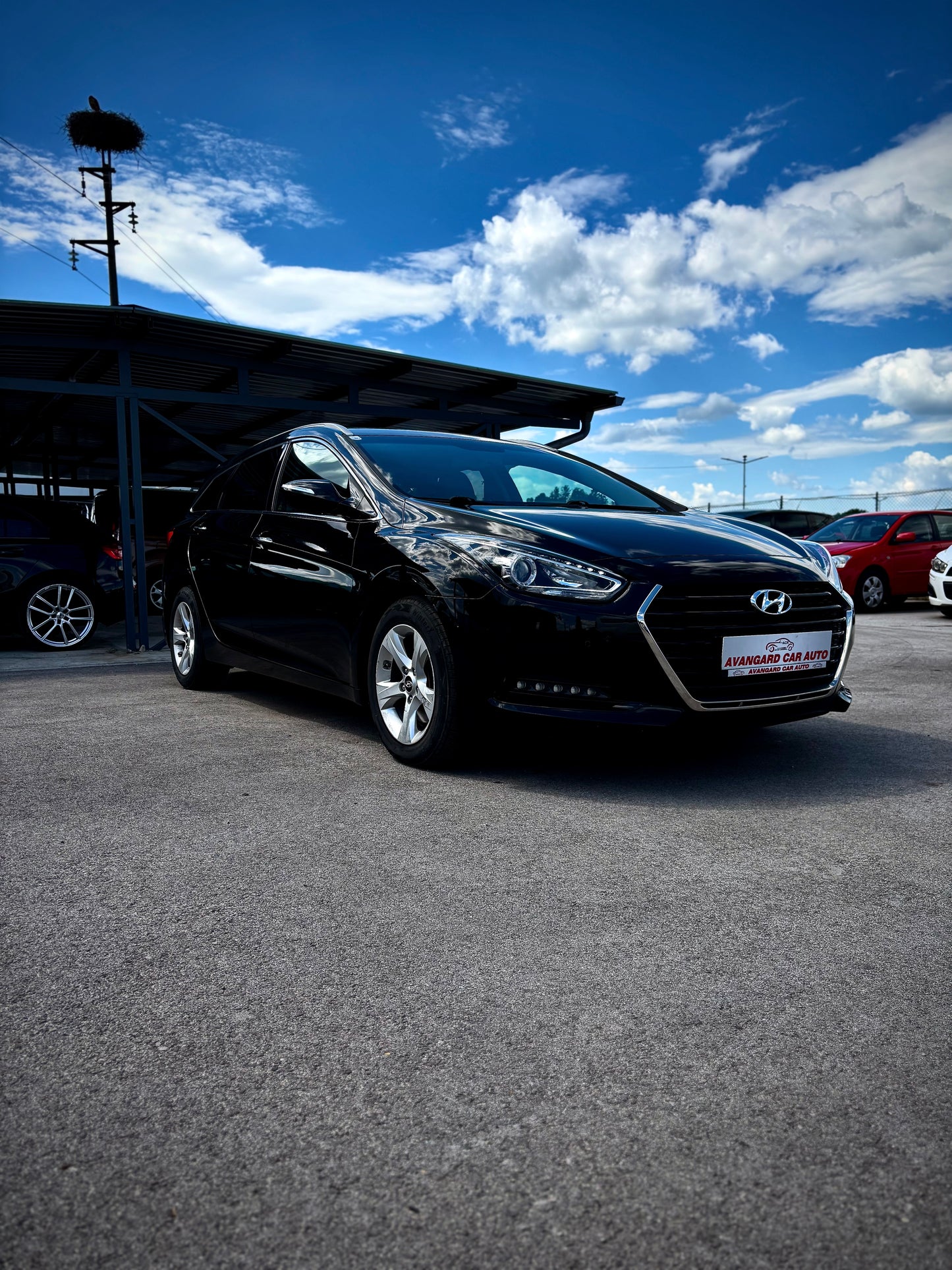 HYUNDAI i40
