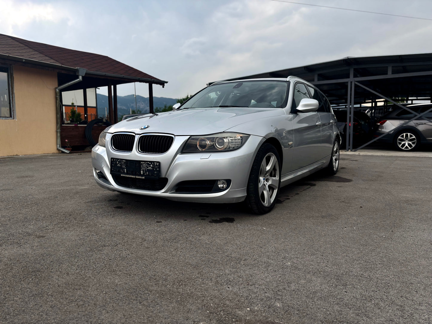BMW 320