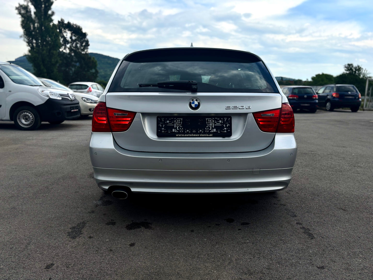 BMW 320