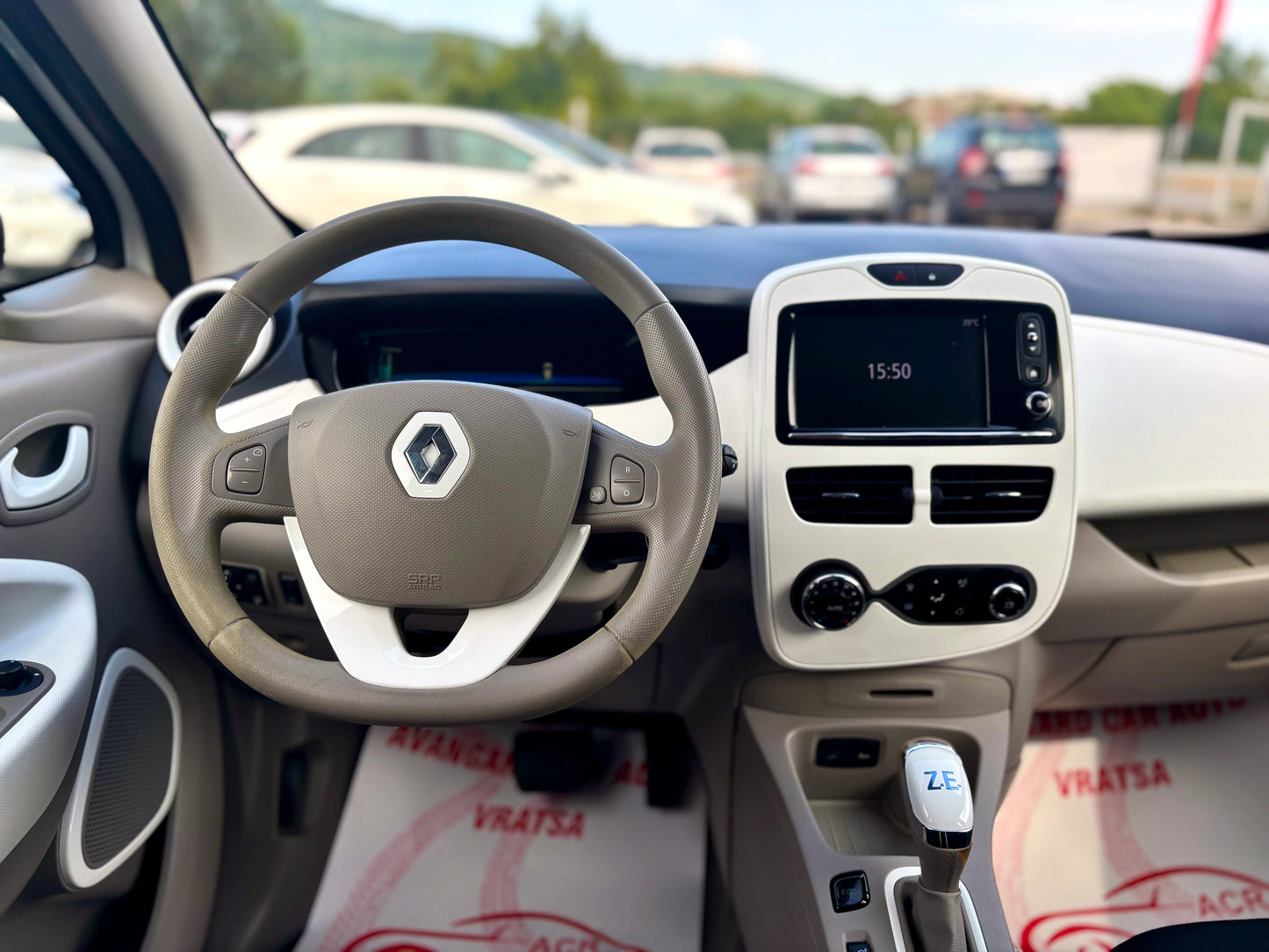 RENAULT ZOE