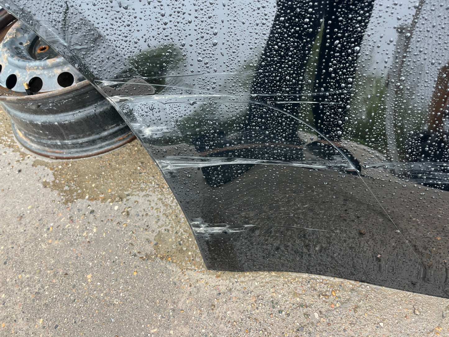 Вратa Tesla Model Y