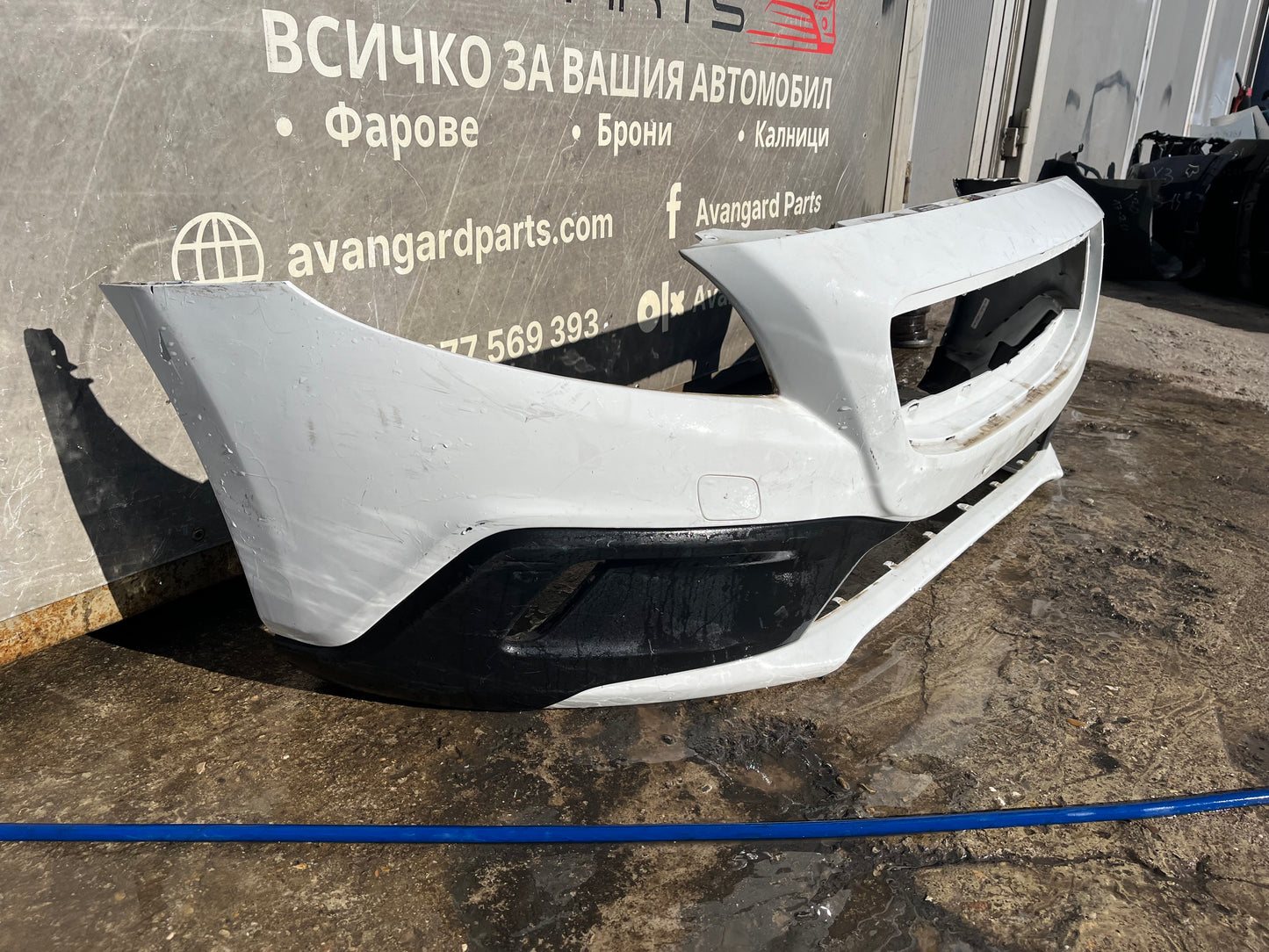 Предна броня Volvo V40 Cross (2013-2016)