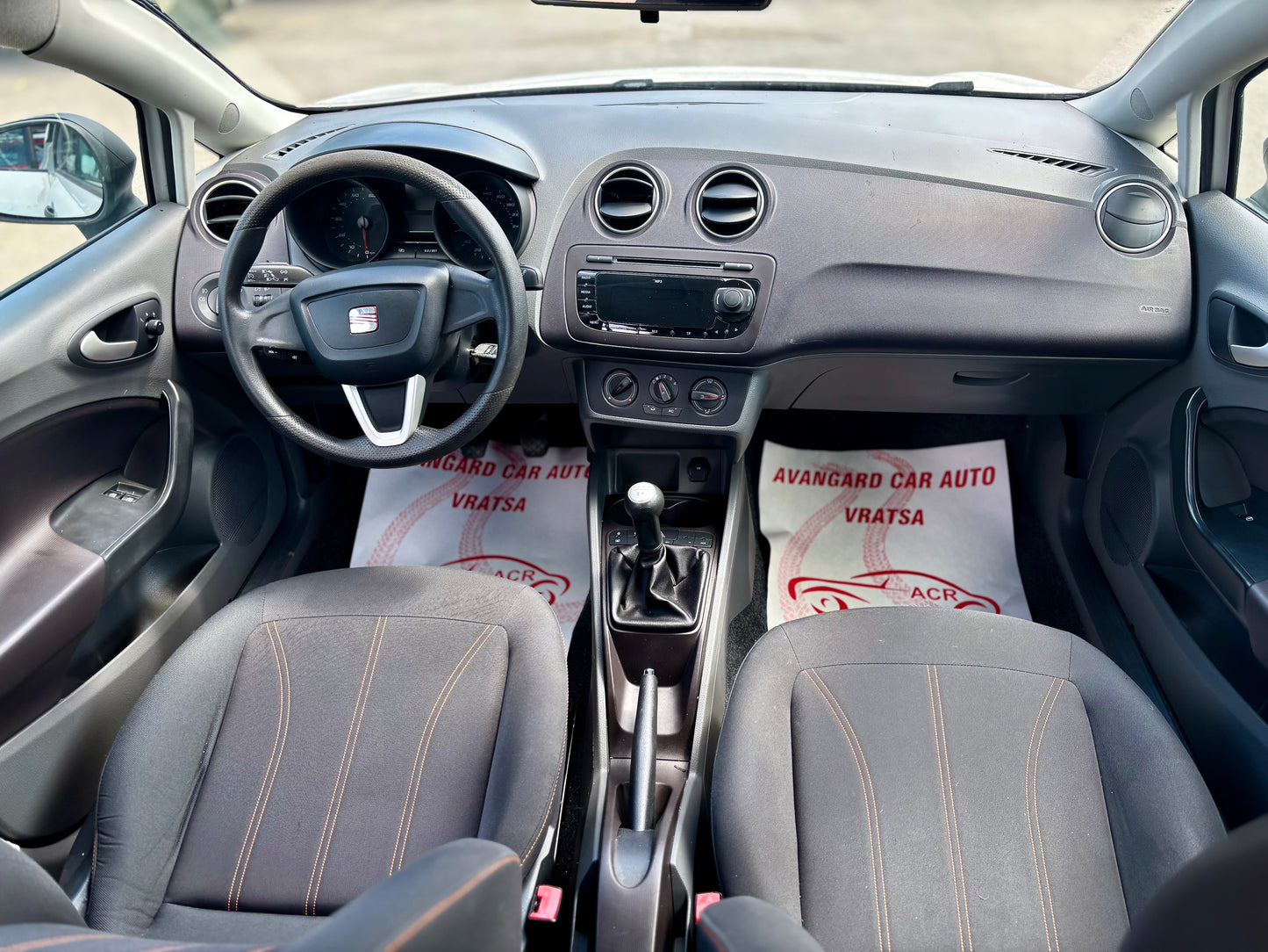 SEAT IBIZA