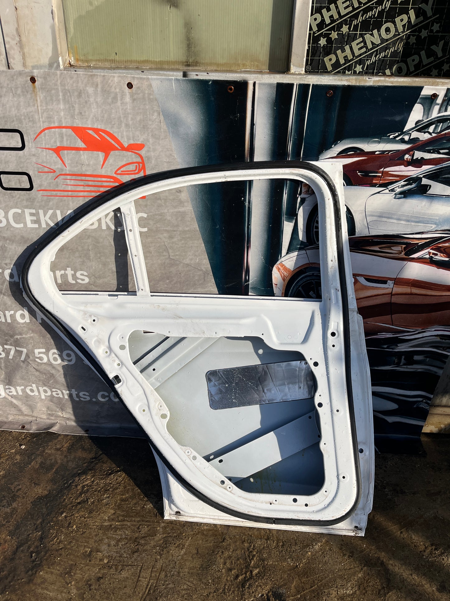 Задна дясна врата Mercedes C W205 (2014-2021)