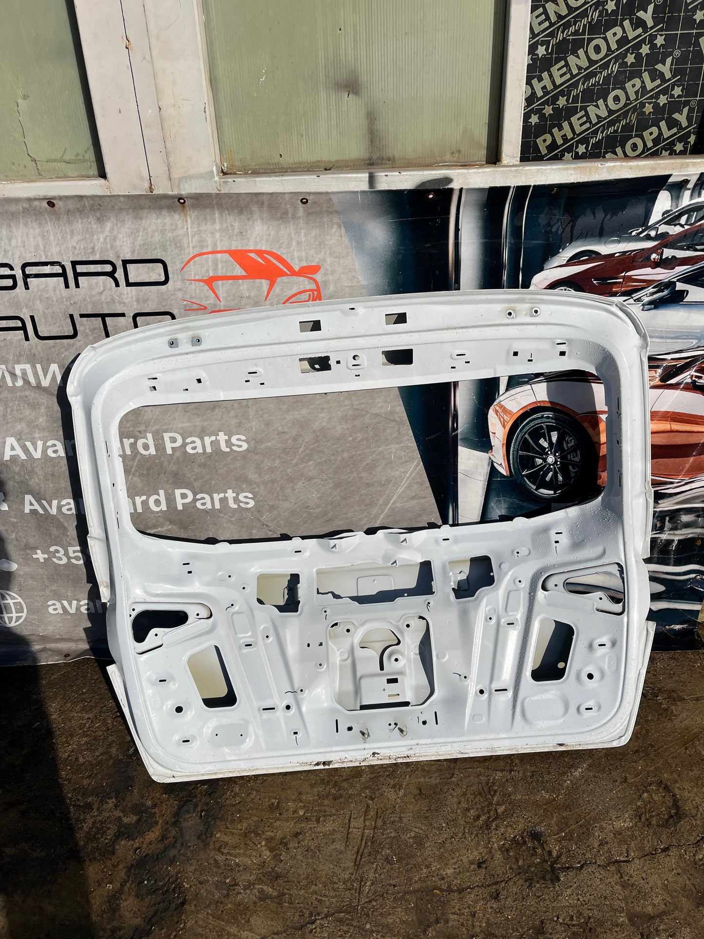 багажна врата Seat Arona Ateca 2016-