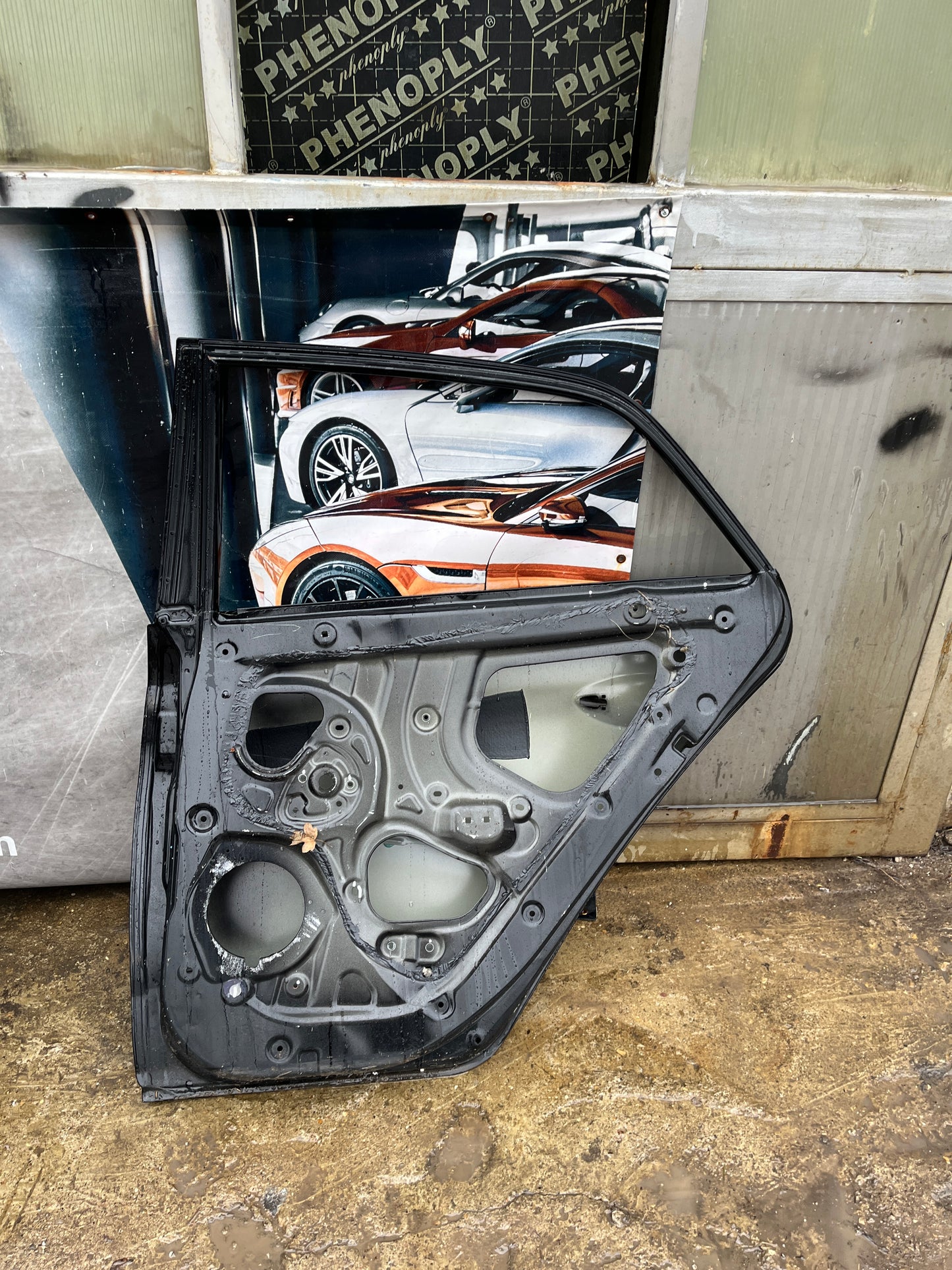 врата Hyundai Accent/Solaris 17-