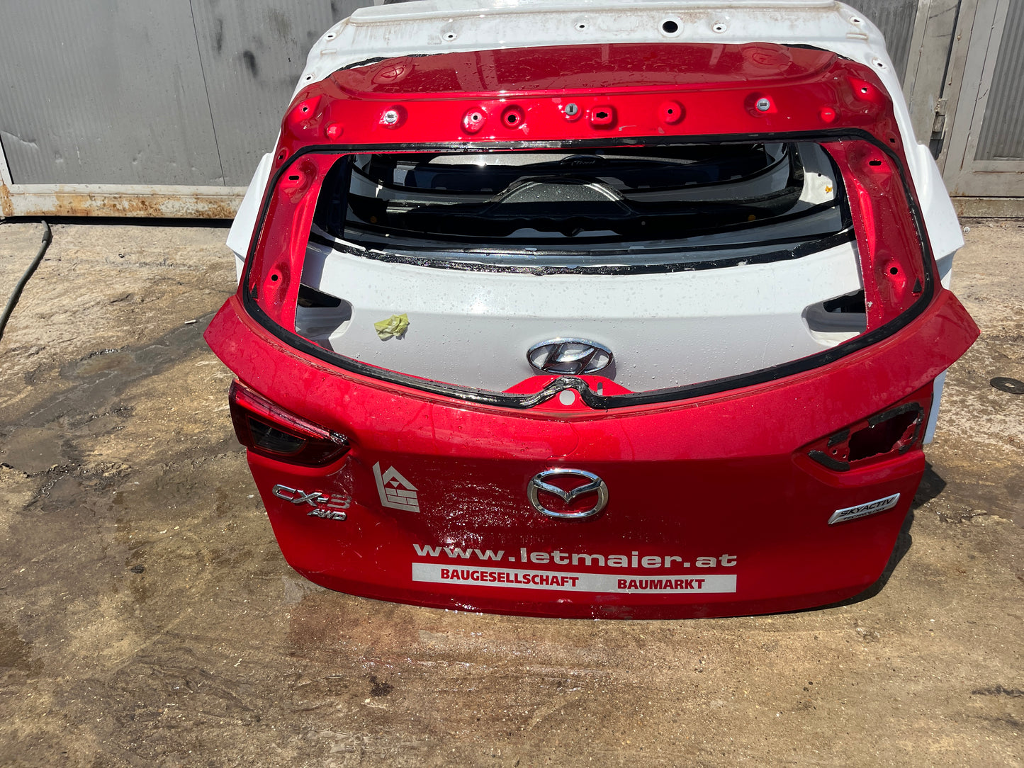 Капак Mazda CX3