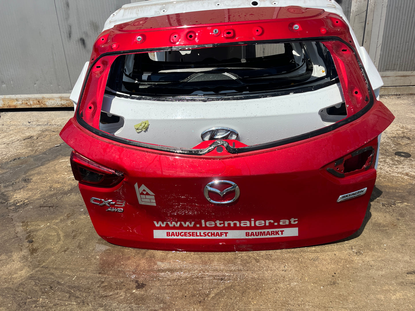 Капак Mazda CX3