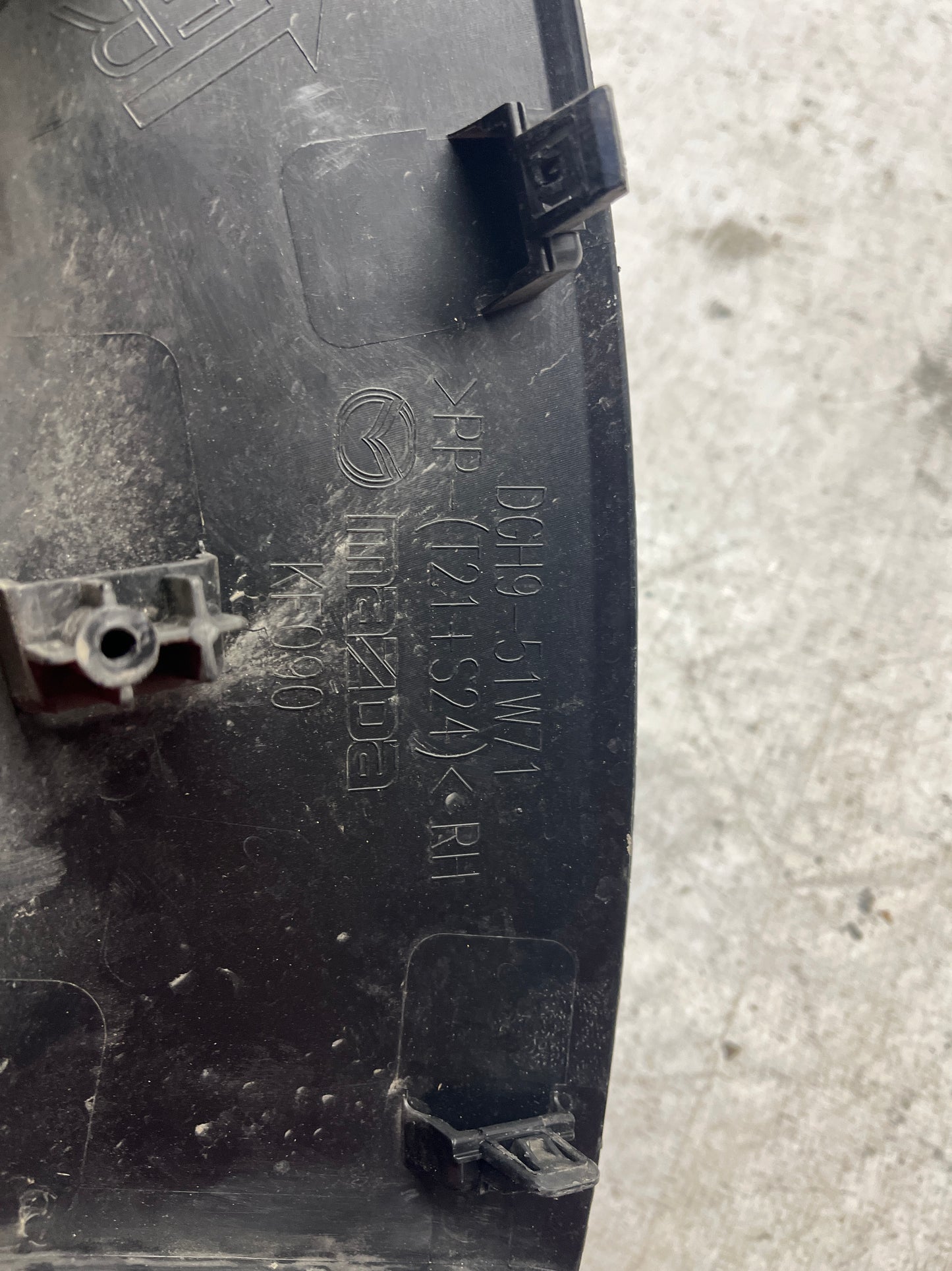 Вежда предна дясна Mazda CX30 2020-