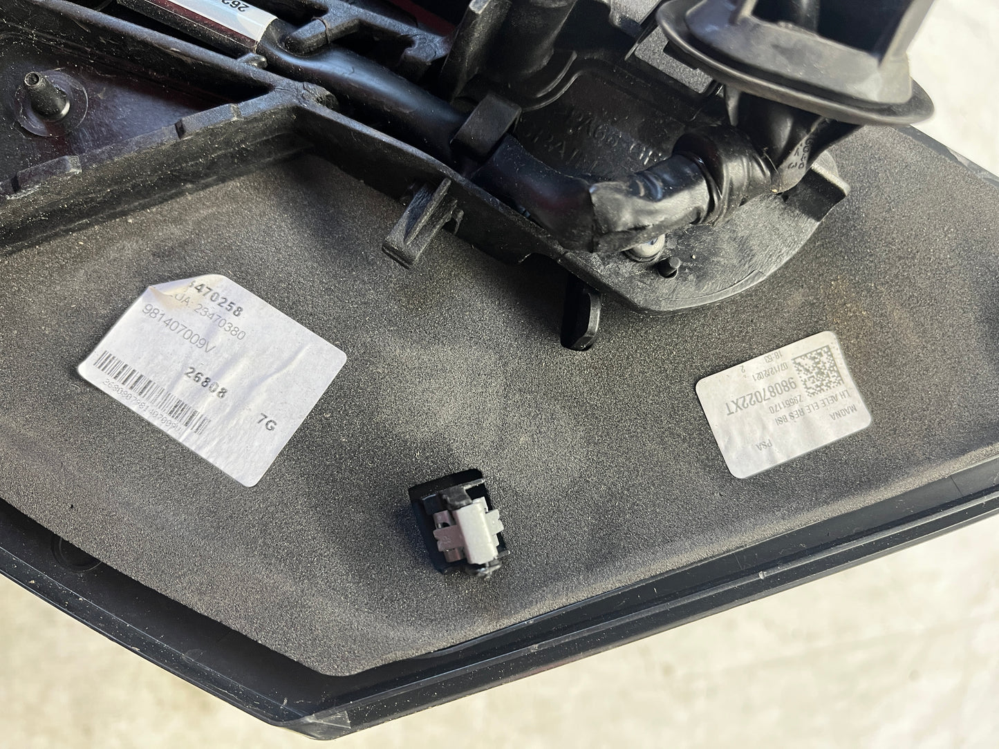 Ляво огледало Peugeot Expert 18-