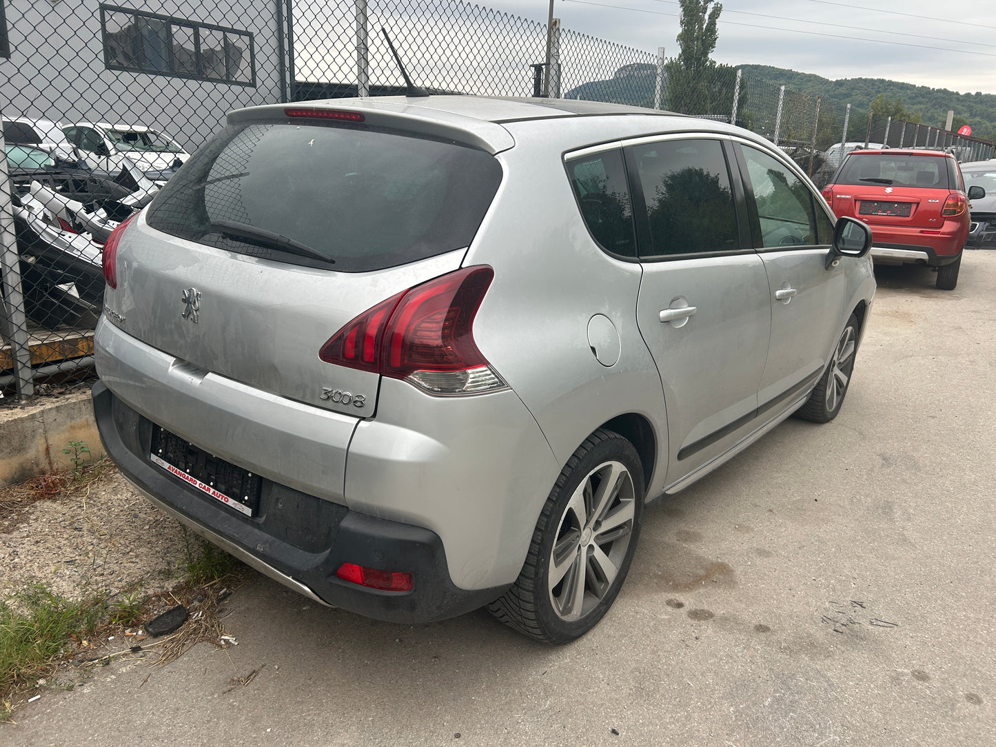 PEUGEOT 3008
