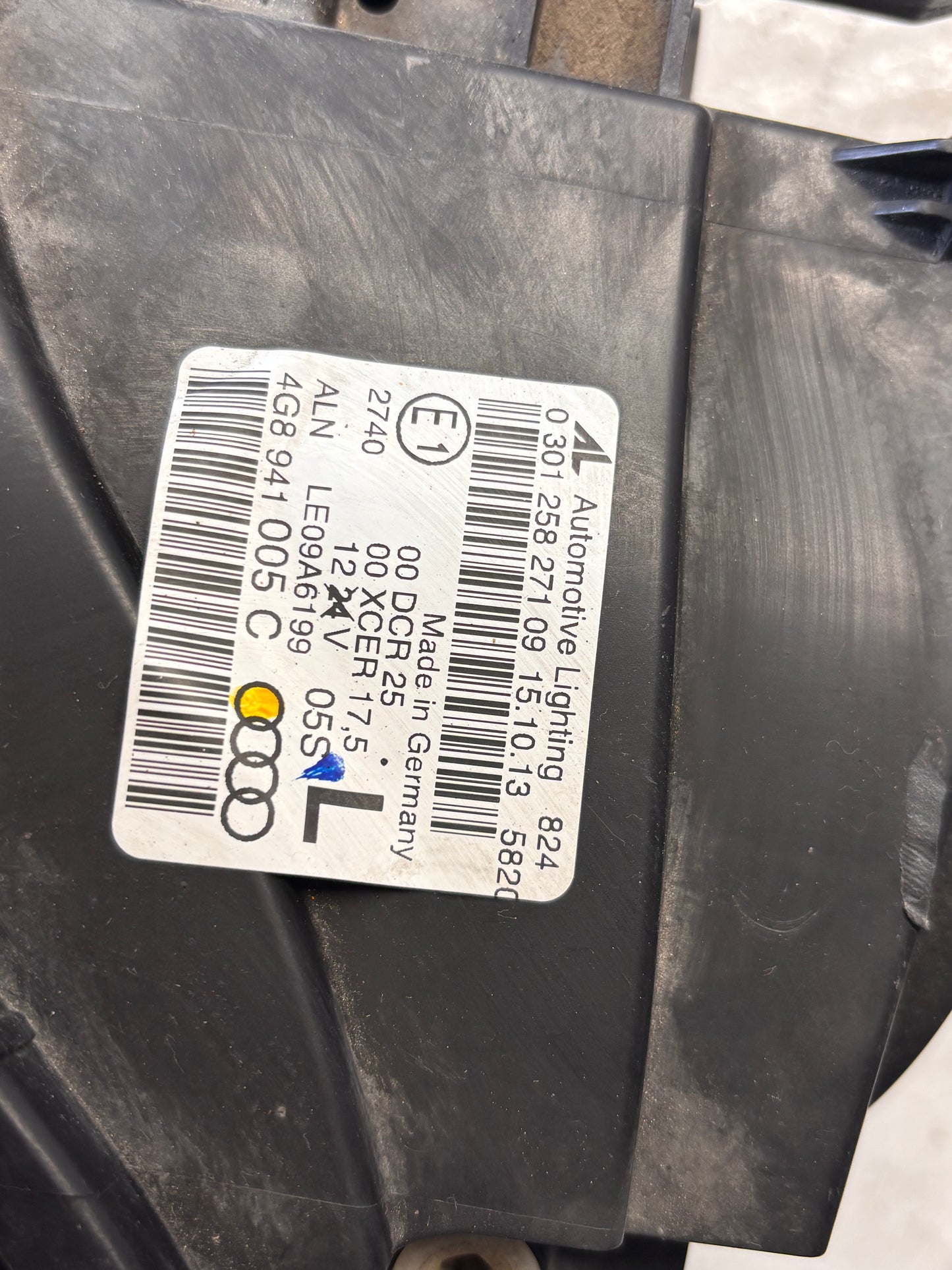 Ляв фар Audi A7 4G / LED