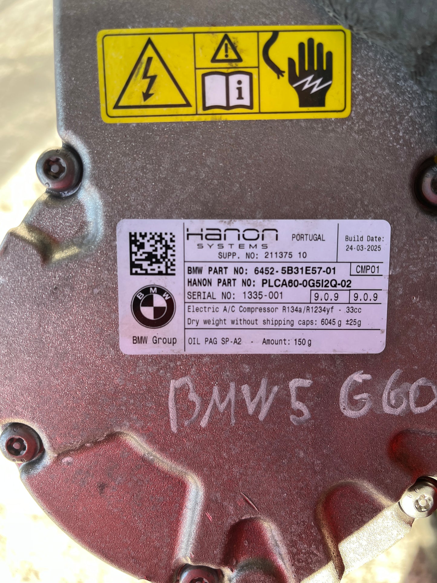 Компресор климатик BMW 5 G60 23-