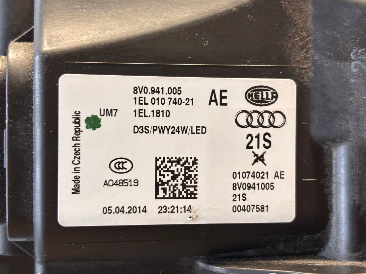 Audi A3 8V ляв фар Bi-Xenon/LED • 2013–2016