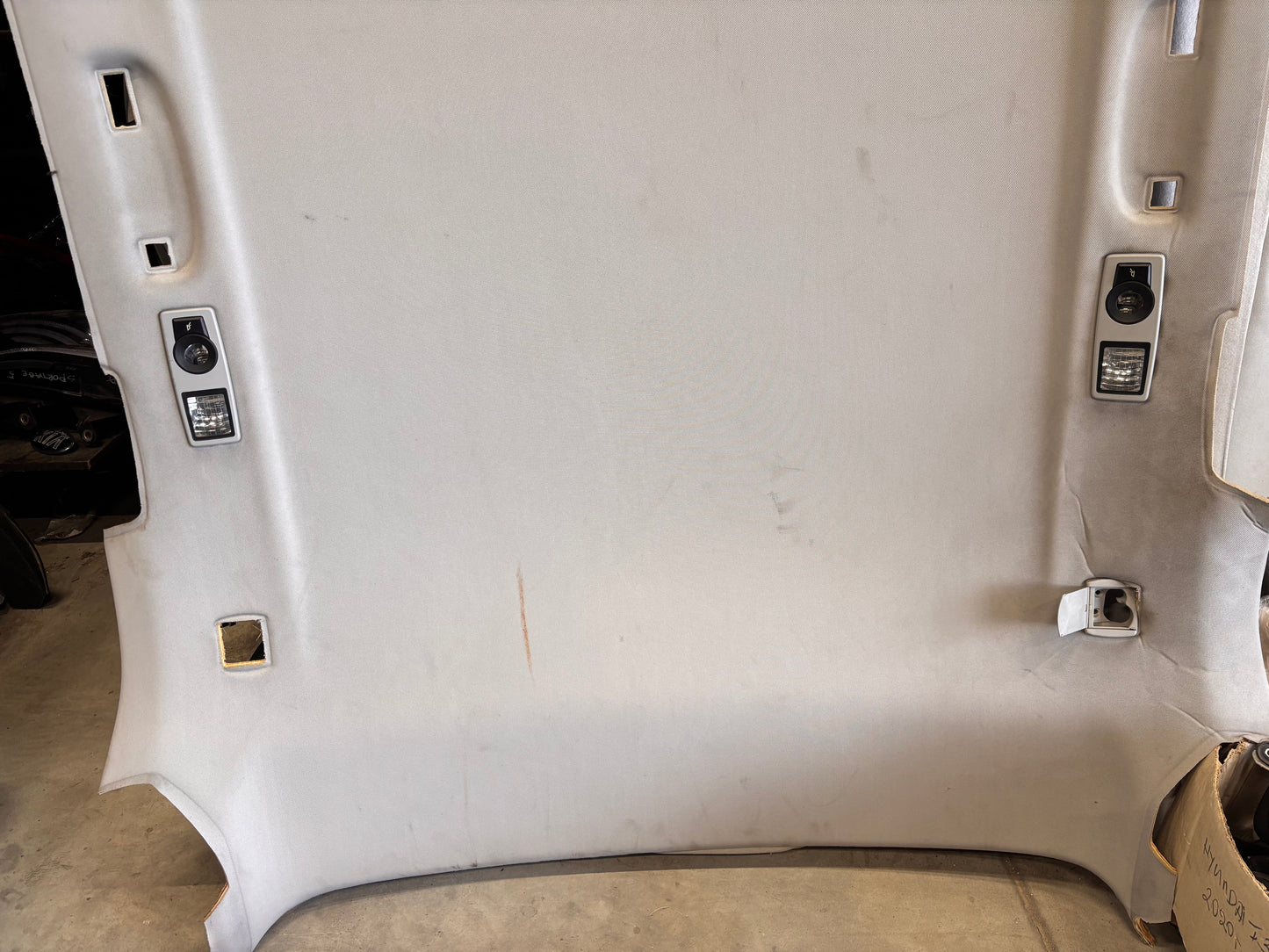 Таван с BMW X5 E70 • Светъл