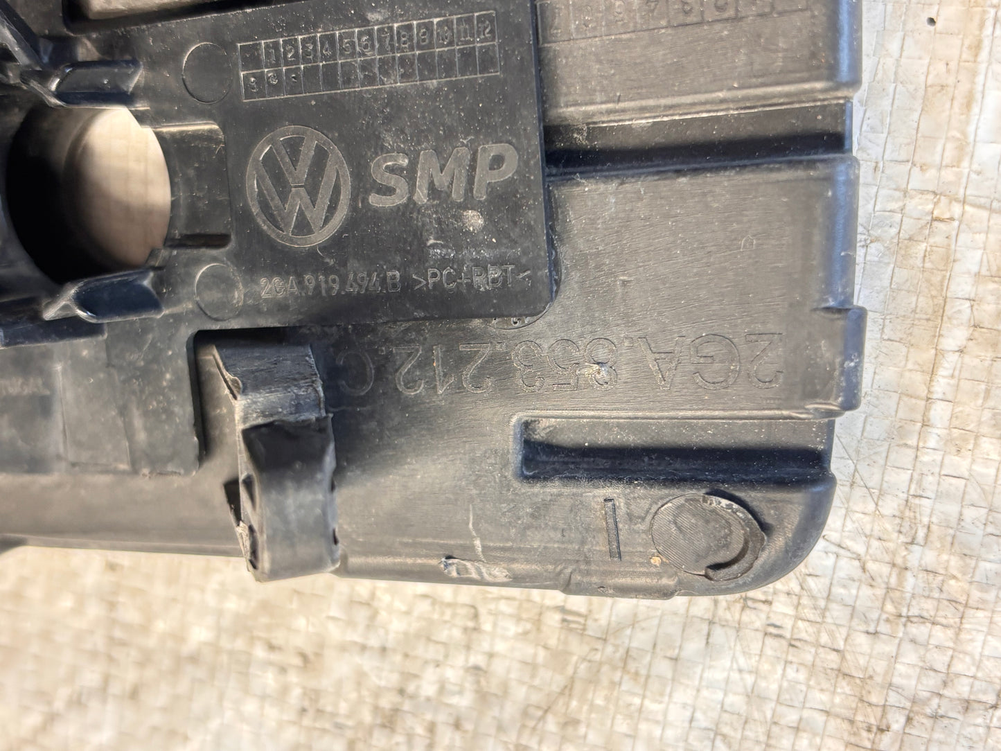 Капачка за предна броня Volkswagen T-Roc (2017→) – дясна страна