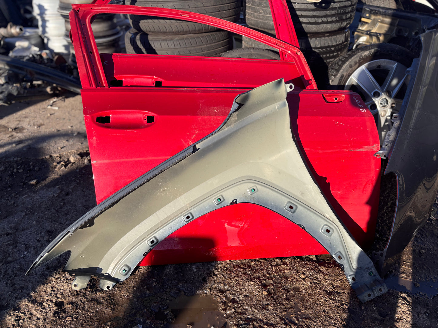 Преден десен калник • Hyundai Tucson 2021→