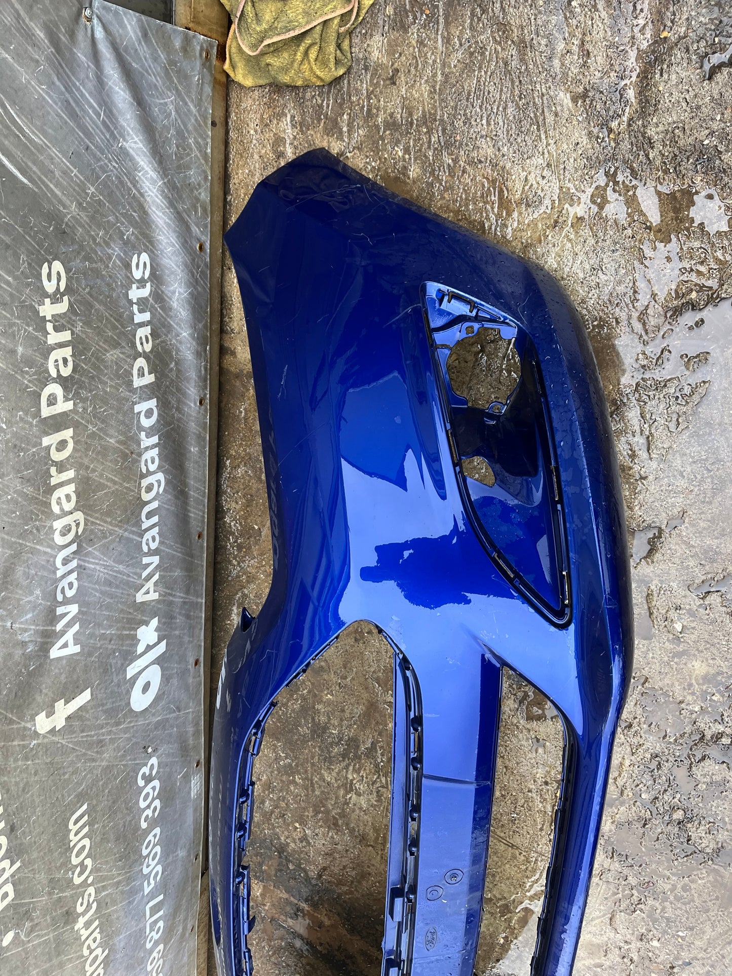 Броня Ford Fiesta MK7 2019г