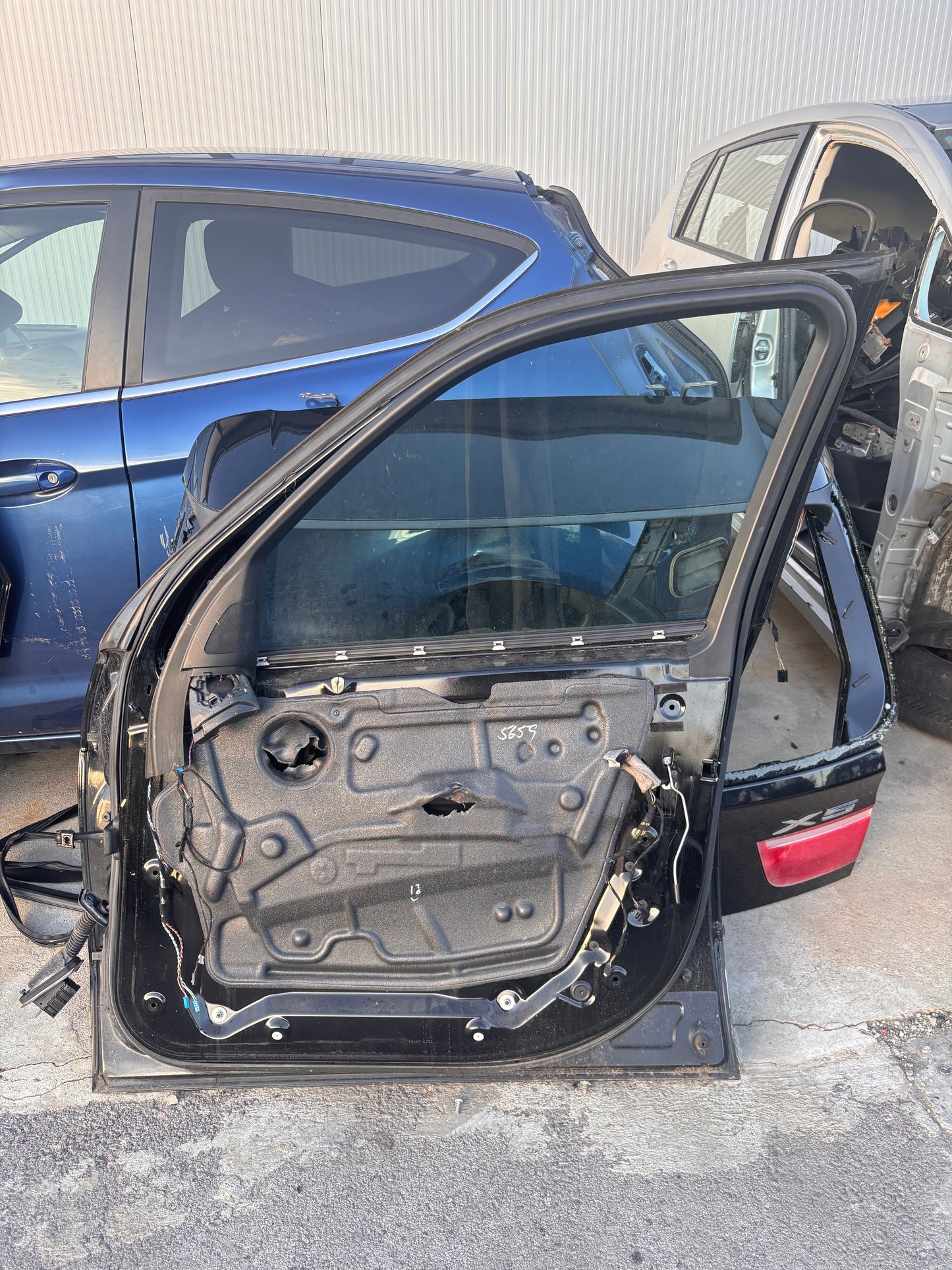 Предна дясна врата • BMW X5 E70 (2007–2013)