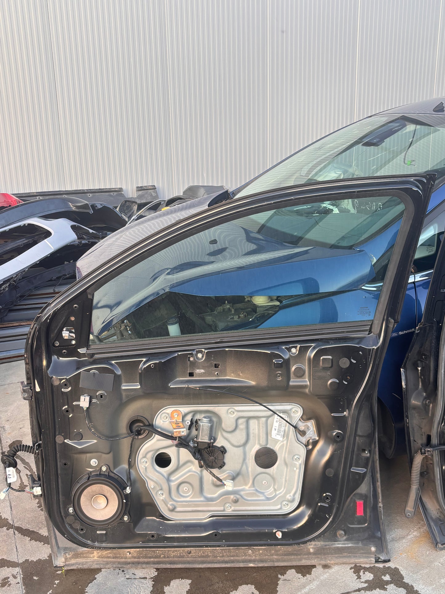 Предна дясна врата • Nissan Qashqai J10 (2007–2013)