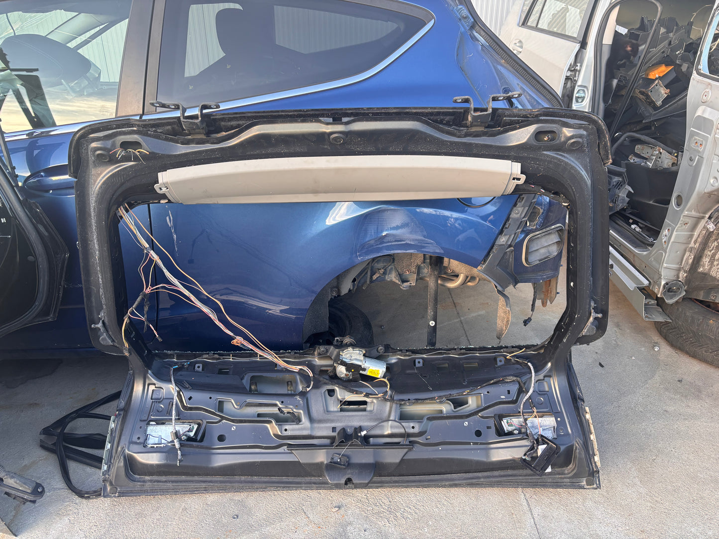 Заден капак (багажник) • BMW X5 E70 (2007–2013)